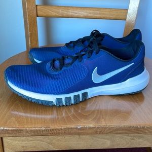 Men’s Nike running shoes, EUC